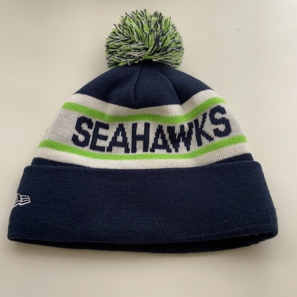 New Era Seattle Seahawks Winter Pom Hat NFL Washington Fleece Lined Unisex - Picture 2 of 3